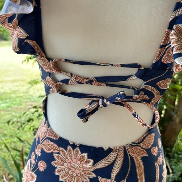 CupShe Blue Floral One piece Swimsuit XS ruffled v neckline lace up back NWT - Picture 8 of 8